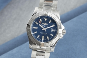Breitling Avenger steel automatic Ref. A17318