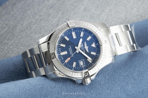 Breitling Avenger steel automatic Ref. A17318