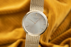 Patek Philippe Calatrava 18 ct gold manual winding Kal. 23-300 Ref. 2591