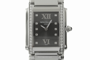 Patek Philippe Twenty 4  steel quartz Kal. E15 Ref. 4910/10