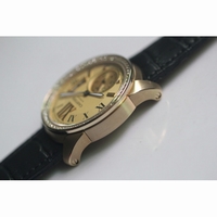 Calibre de Cartier YG Diamond Bezel Black Leather