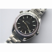 Planet Ocean Professional 42mm Diamond Bezel Black Dial Bracelet V6F A8500
