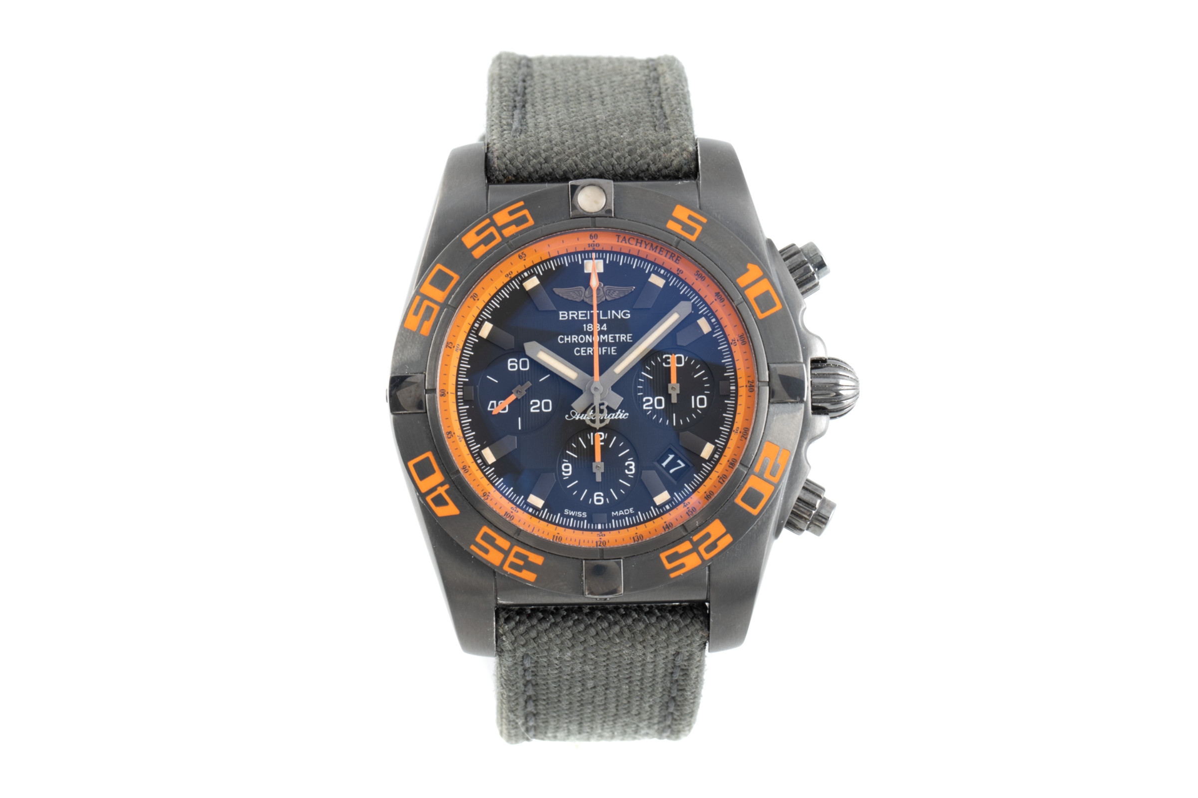 Breitling Chronomat 44 chronograph steel automatic Kal. B01 Ref. MB0111