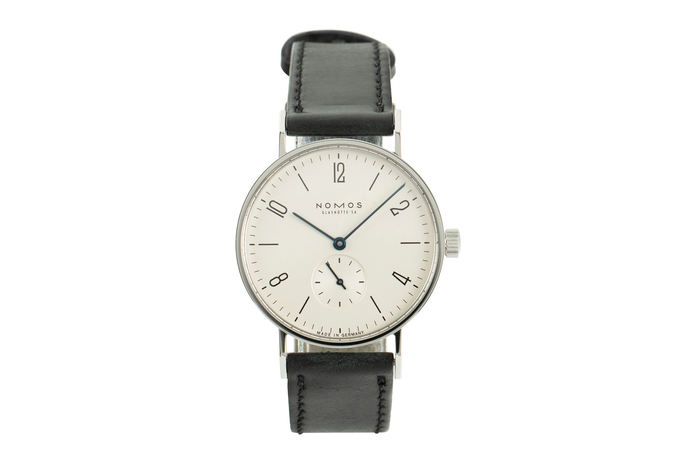 Nomos Tangente manual winding 