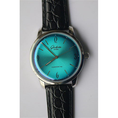 Glashutte Senator Sixties Blue Dial Leather YL MIYOTA 9015