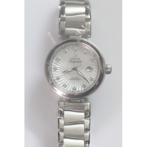 De Ville Ladymatic Diamond Markers White Bracelet A8520