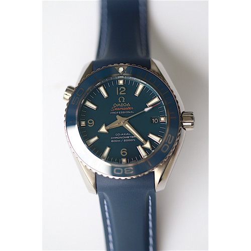 Planet Ocean 42mm Titanium Blue Dial Blue Rubber BP A8500