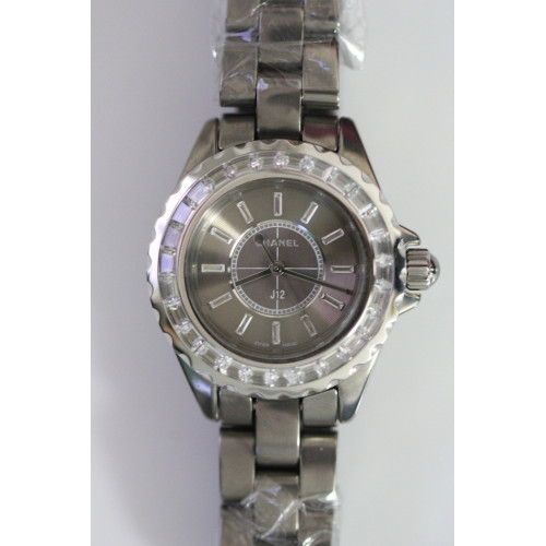 J12 Chromatic Ladies Ceramic Diamond Grey Quartz